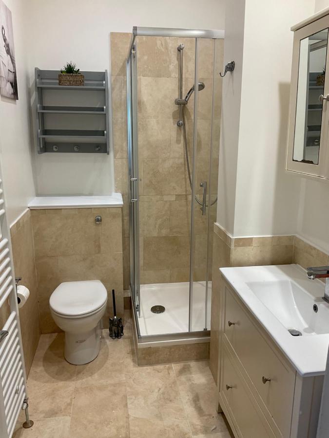 2 Bed Home From Home Apartment 41 ลอนดอน ภายนอก รูปภาพ