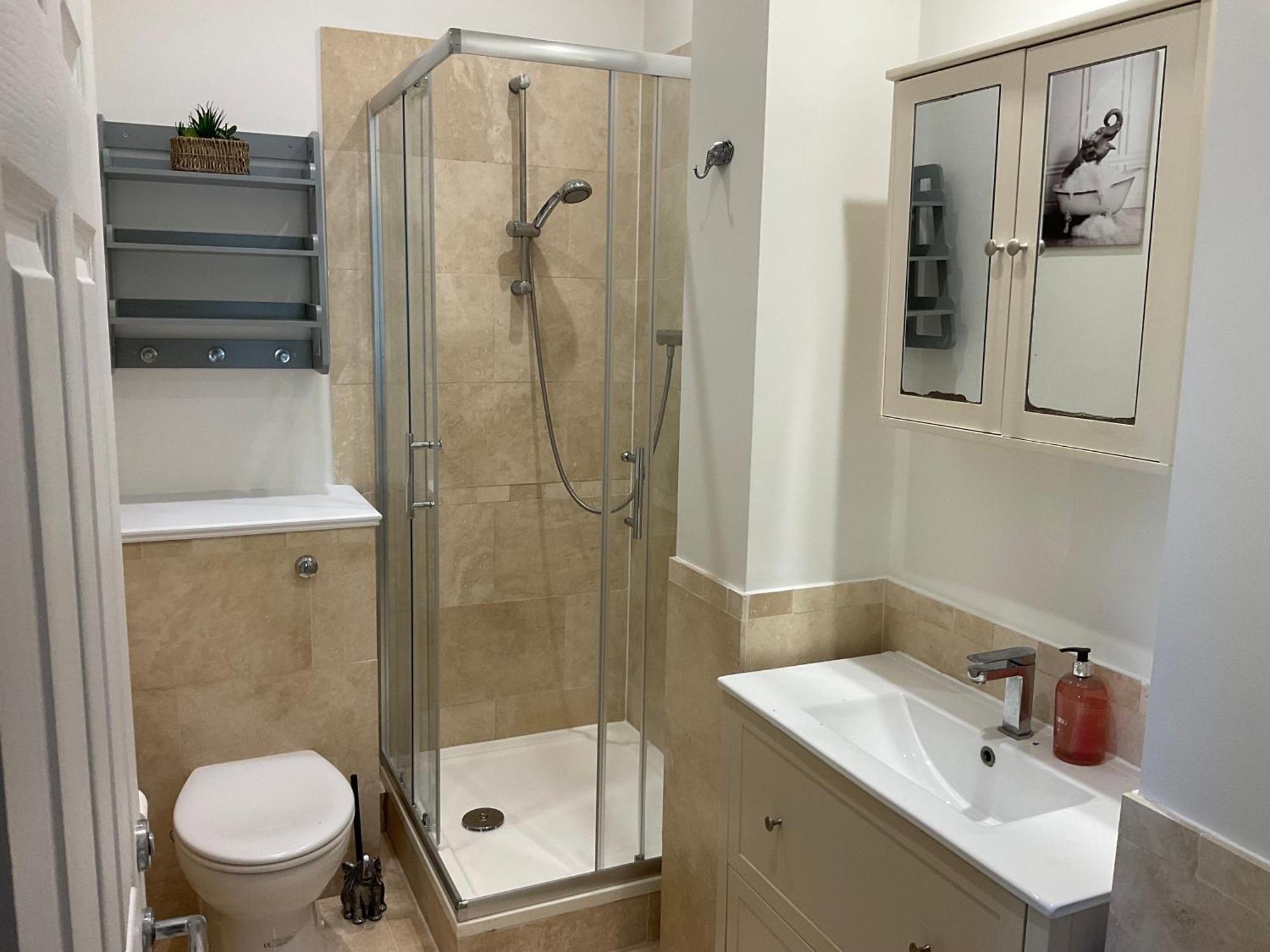 2 Bed Home From Home Apartment 41 ลอนดอน ภายนอก รูปภาพ