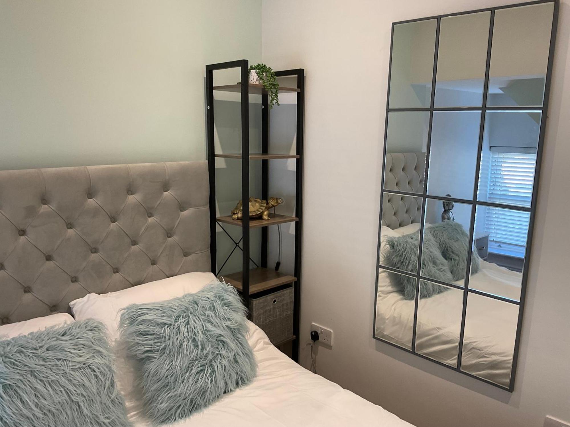 2 Bed Home From Home Apartment 41 ลอนดอน ภายนอก รูปภาพ